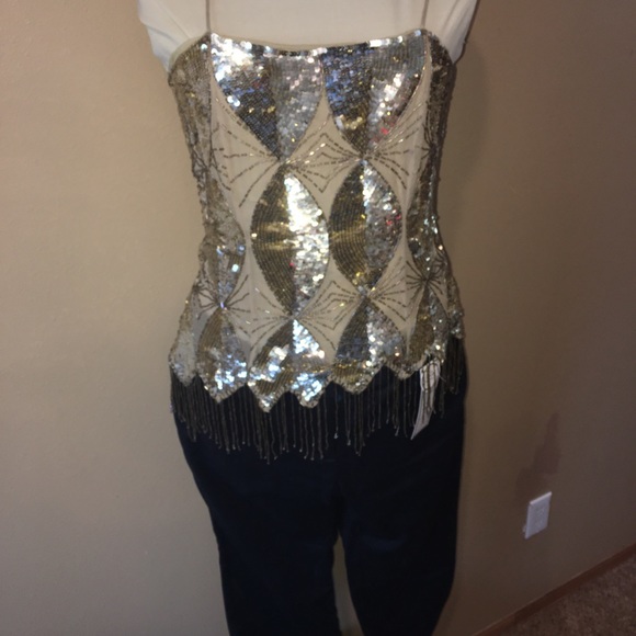Sequin hand-sewn on silk top - Picture 2 of 15